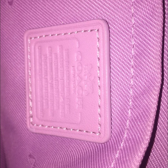 Coach over the shoulder purse - Picture 3 of 4