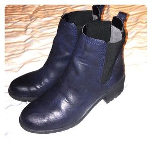 Dark Navy Chelsea Boots