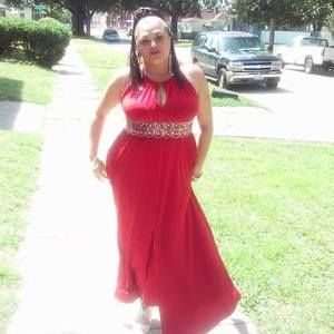 Meet your Posher, Cynthia