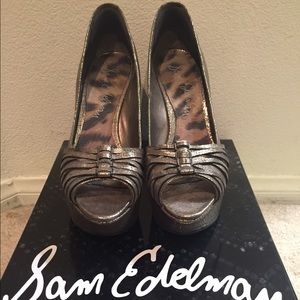 *SAM EDELMAN* gold wedge platform heels