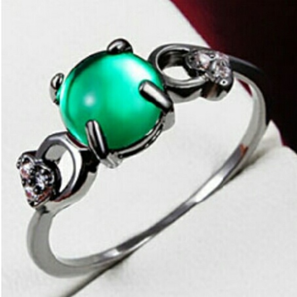 Jewelry - *Free w Purchase! Green Gem Dark Grey Band Ring