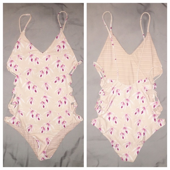 ✨SOLD✨ Island Orchid Florence - Picture 2 of 4