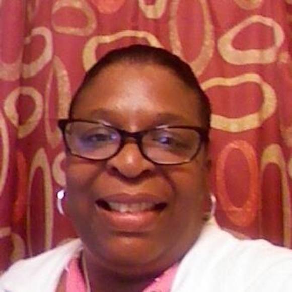 Meet your Posher, Andrea - Picture 1 of 1