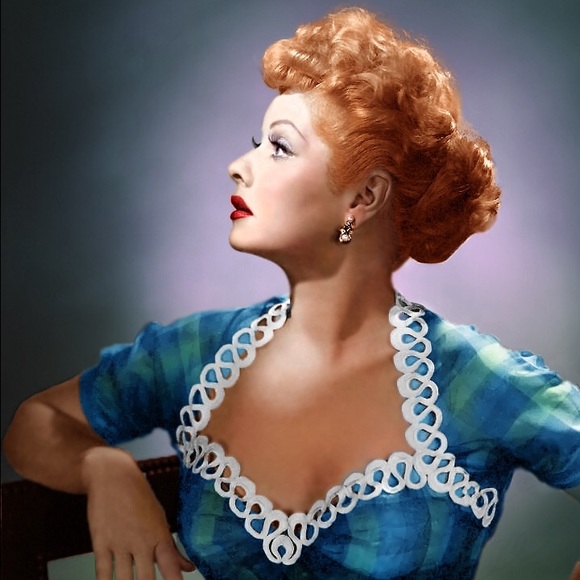 Meet your Posher, Kittie - Picture 1 of 1