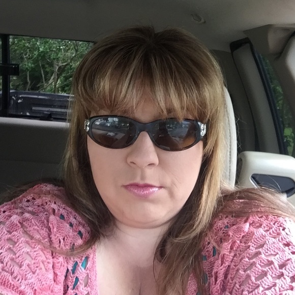 Meet your Posher, Dawn - Picture 1 of 1