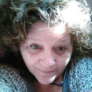 Meet your Posher, Sherry