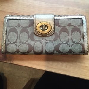 Authentic Coach Wallet