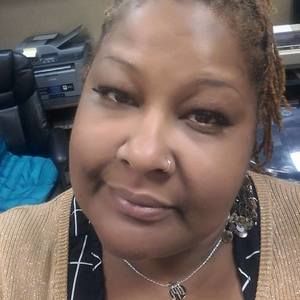 Meet your Posher, Simone