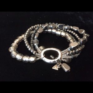 Hailstone stretch bracelet