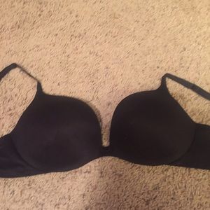 Victoria's Secret Black 36D Plunge Bra
