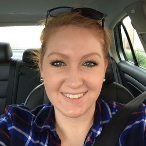 Meet your Posher, Brenna