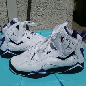 Jordan True Flights 5 YOUTH