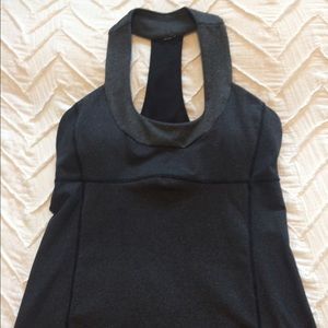 Lululemon tank- like new condition