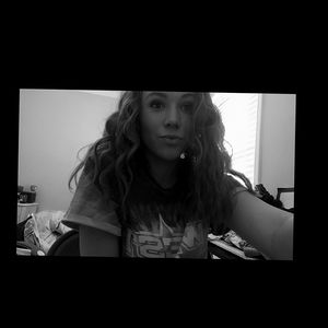 Meet your Posher, Tori