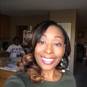 Meet your Posher, Gekia