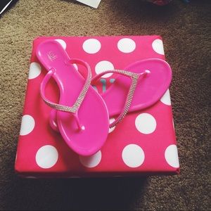 Sandals (women's 11)