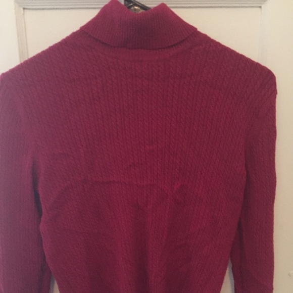 Beautiful pink turtle neck Sweater