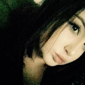 Meet your Posher, Emilee