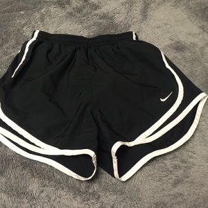 Black Nike shorts