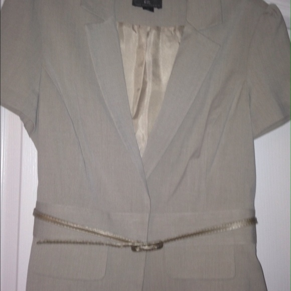 Brand new 2 piece set