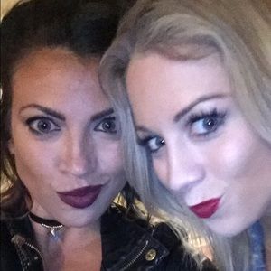 Meet your Posher, Amber