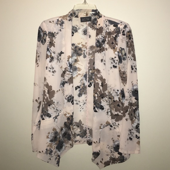 ASTR Blouse