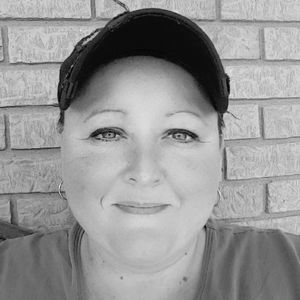 Meet your Posher, Kay