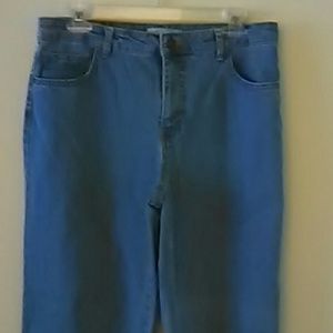 Very nice Kim Rogers blue jeans.