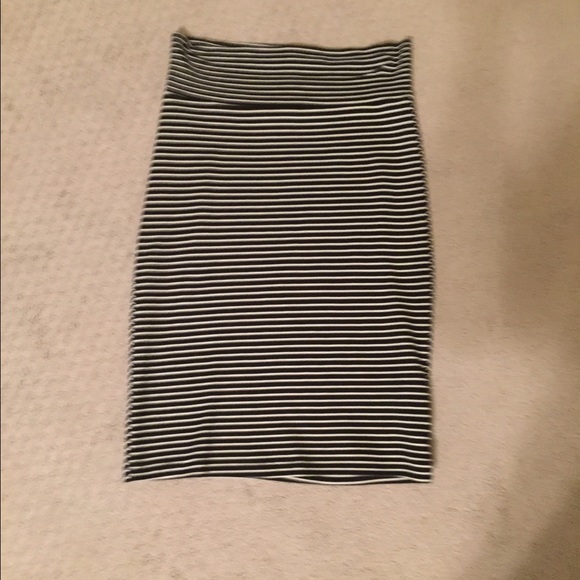 Striped midi skirt