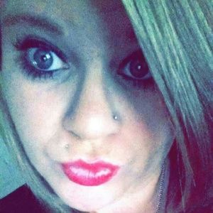 Meet your Posher, Brandi