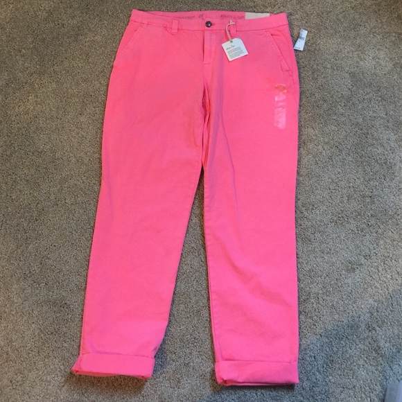 Gap pink straight leg pants. NWT