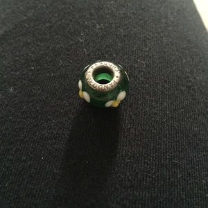 Pandora bead