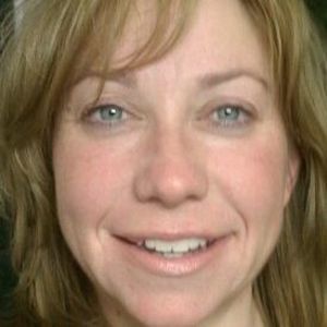 Meet your Posher, Lois