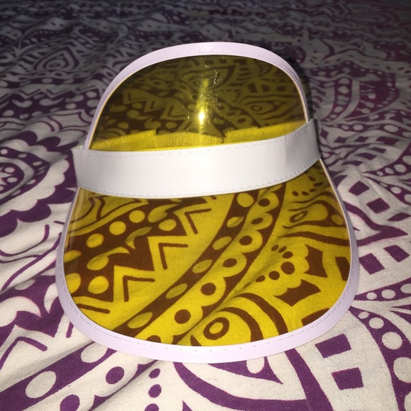 Clear yellow visor 90's with or without top bill!!