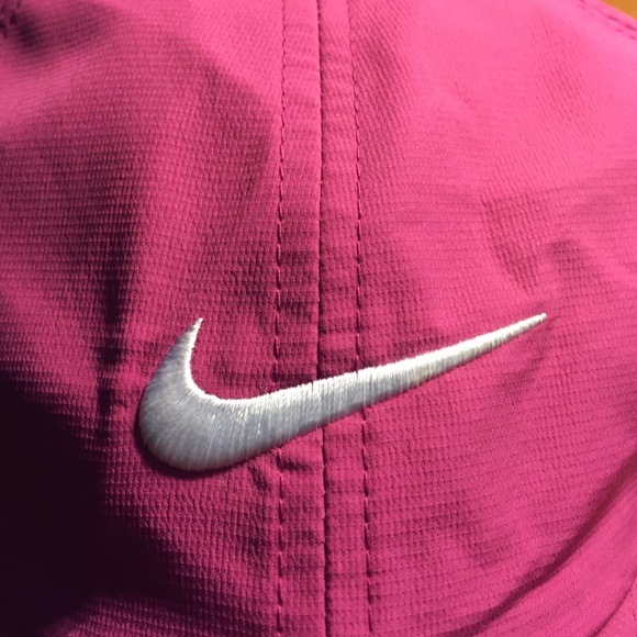 SOLD 🚨 Nike hat