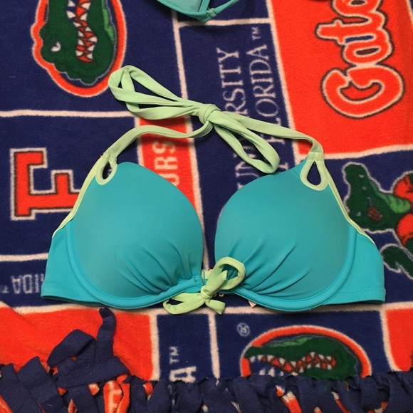 VS swimsuit top