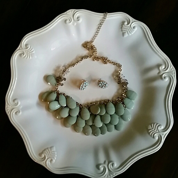 Francesca's necklace and earrings