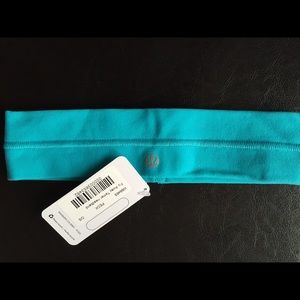 Luluemon Fly Away Tamer Headband