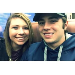 Meet your Posher, Chloe