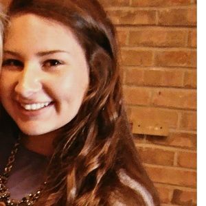 Meet your Posher, Bella