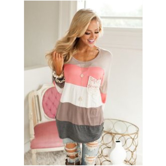 Modern vintage boutique Tops - Color block top