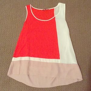 Sleeveless blouse