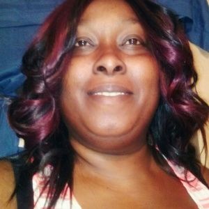 Meet your Posher, Iesha