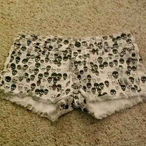 Skull Shorts With Hearts