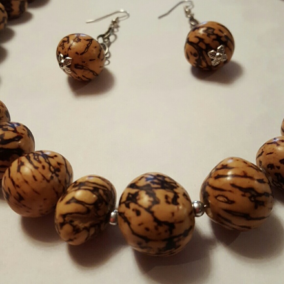 Handmade neckace - Picture 2 of 4