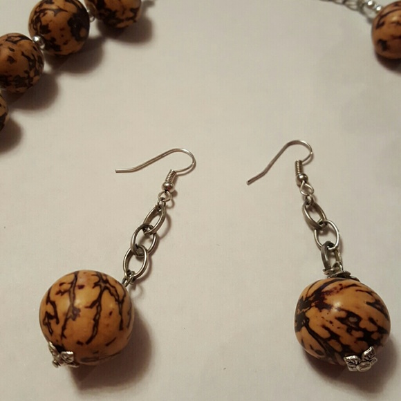 Handmade neckace - Picture 4 of 4