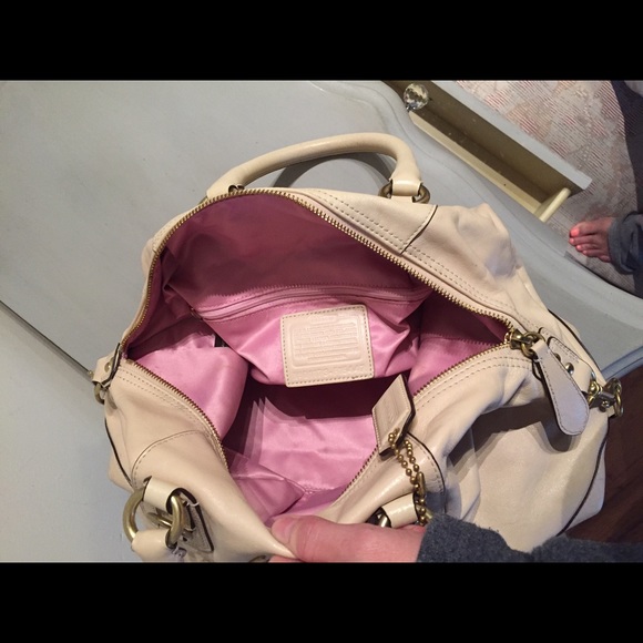 Coach handbag - Picture 2 of 2