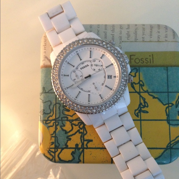Fossil Accessories - 🔴SOLD🔴 FOSSIL Stella watch white💥(like new)!