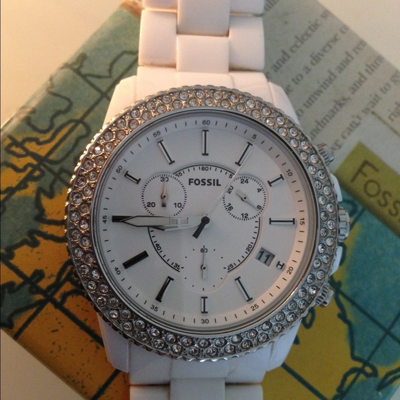 🔴SOLD🔴 FOSSIL Stella watch white💥(like new)! - Picture 3 of 4