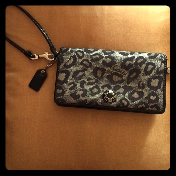 Coach Wallet / Wristlet